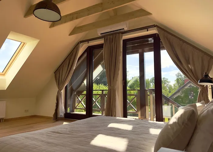 Karlamuiza Country Hotel