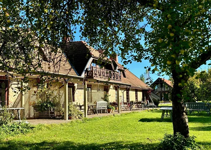 Karlamuiza Country Hotel