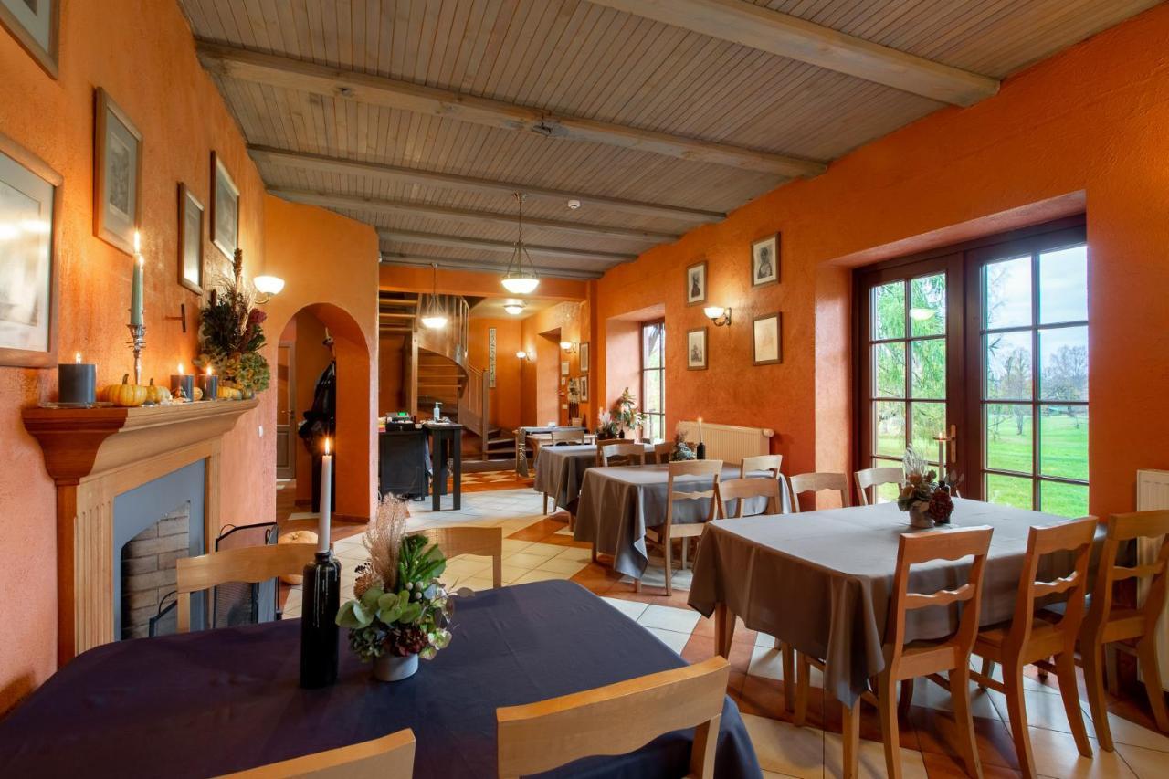 Hotel Karlamuiza Country