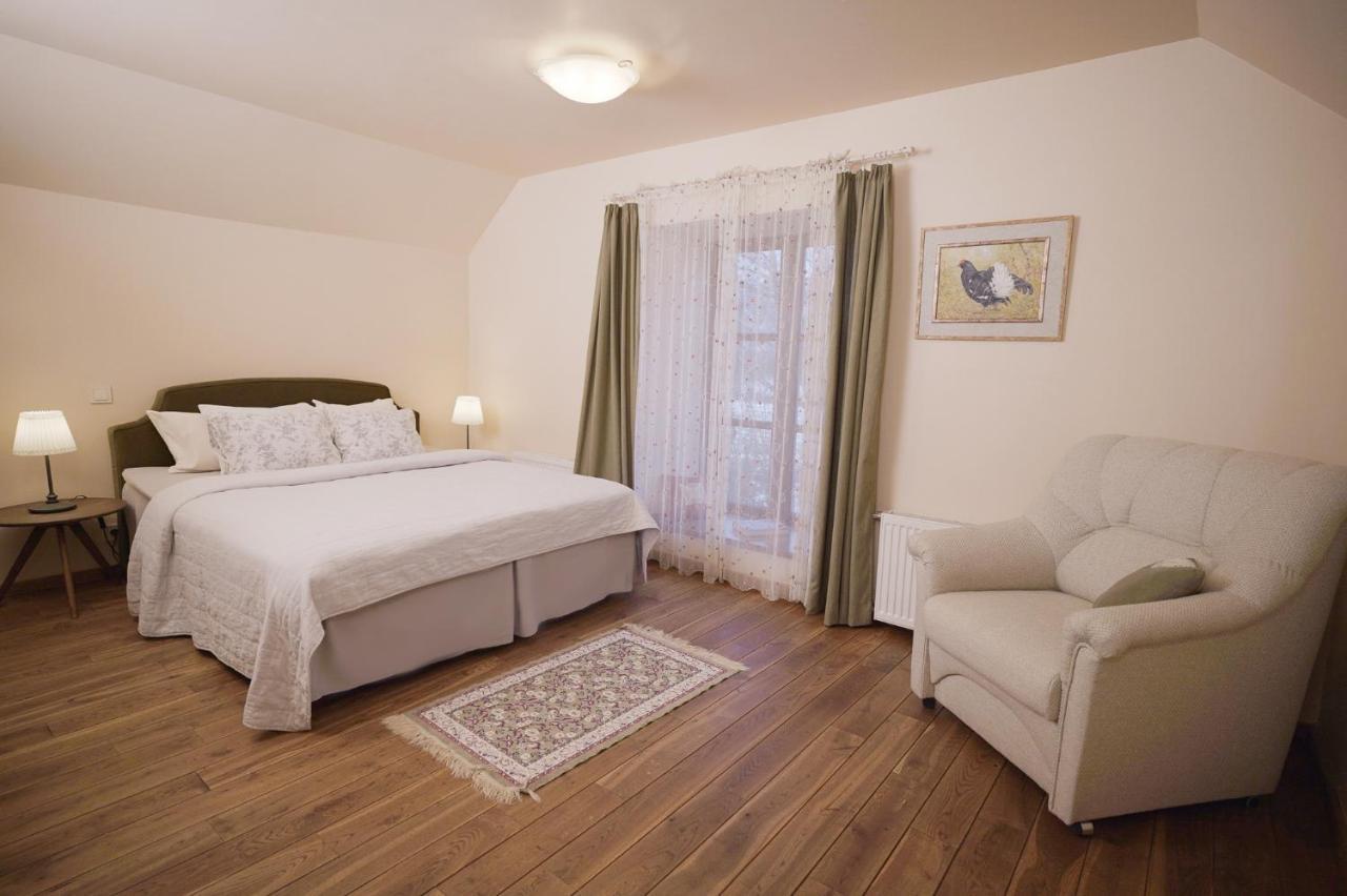 Hotel Karlamuiza Country